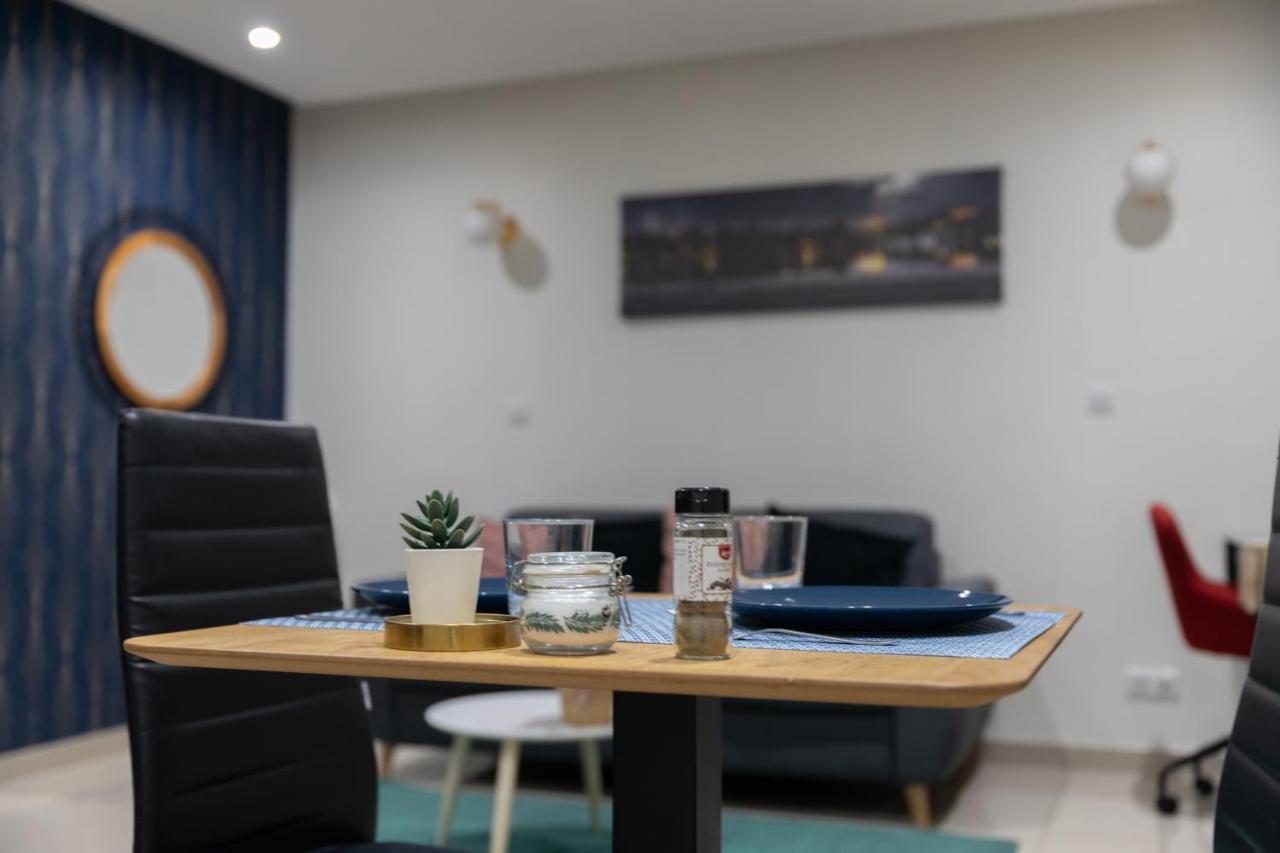 Elegant Et Tres Spacieux, Mon Studio Vous Seduira! Metz Kültér fotó